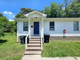 1016 Washington St #C - Photo 1 of 1