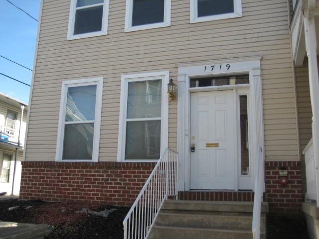 1719 Fulton St - Photo 2 of 33