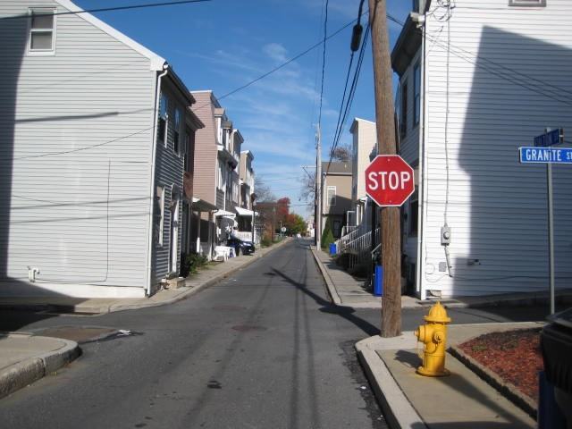 1719 Fulton St - Photo 3 of 33