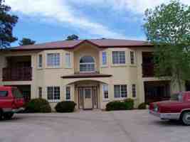 featured image of 512 W Longhorn Rd