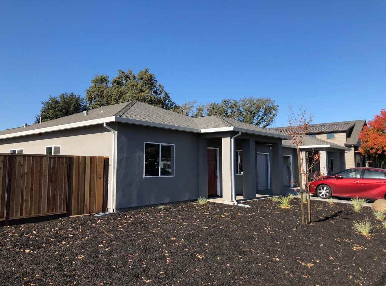 41-43 Ursuline Rd - Photo 3 of 24