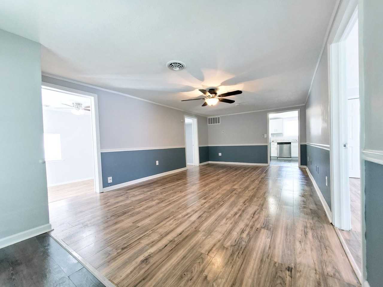 483 Campers Dr - Photo 2 of 15