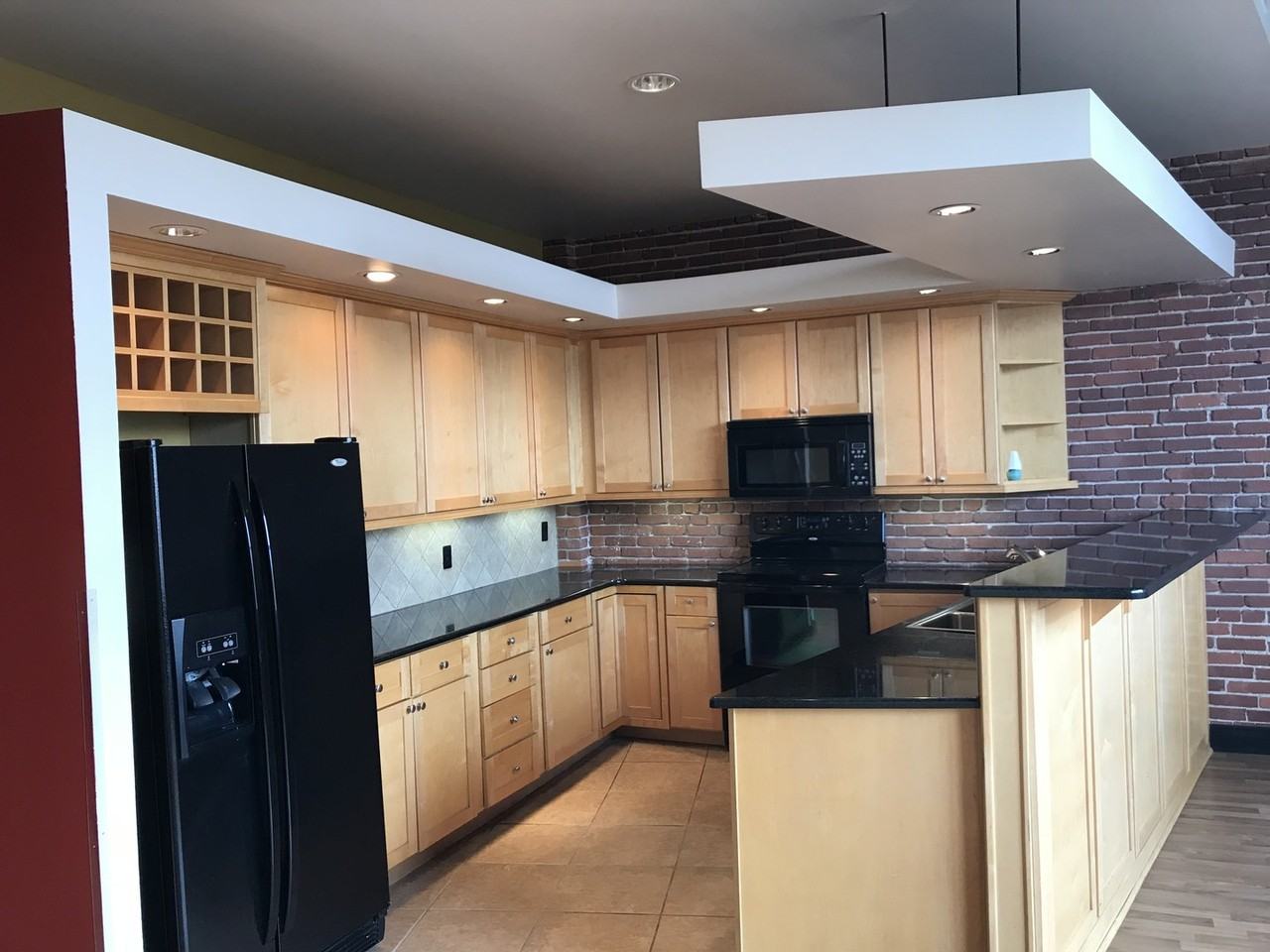 431 W Walnut St #B - Photo 5 of 19