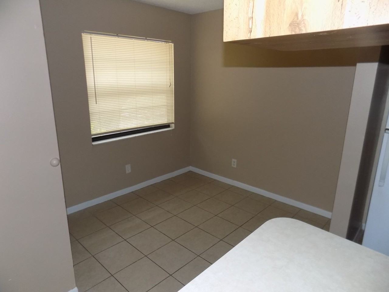 38311 A Ave - Photo 3 of 8