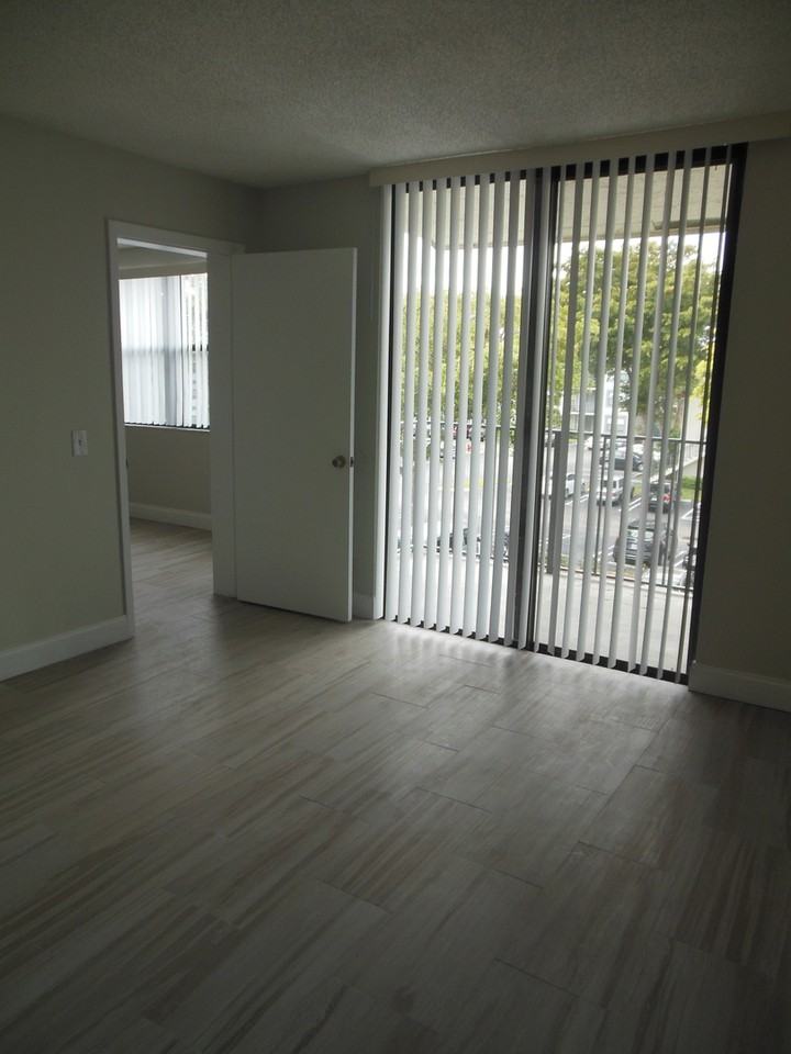 728 Executive Center Dr #110 - Photo 5 of 30