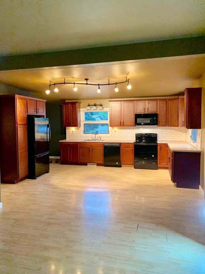 522 25th Ave Nw - Photo 2 of 16