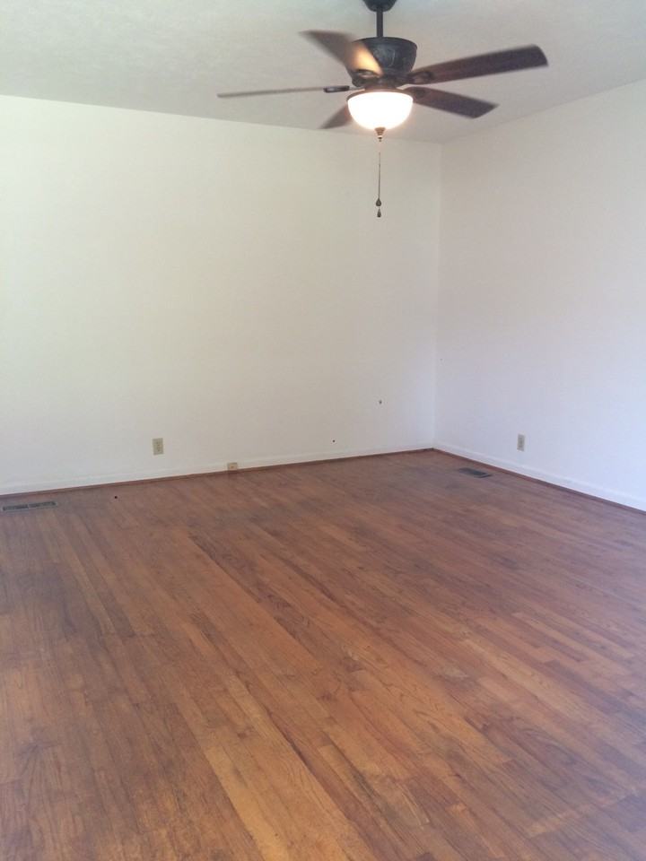 304 Vann St Sw - Photo 3 of 10