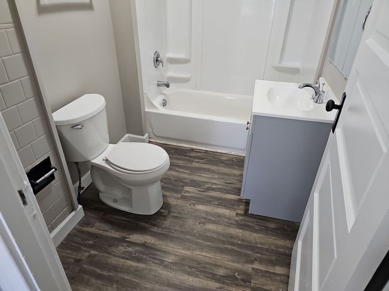 5626 Abbottsford St - Photo 3 of 22