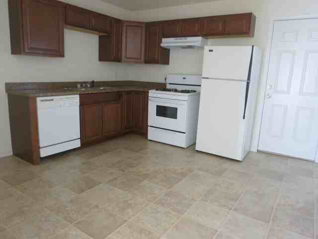 4614 Crockett St - Photo 3 of 9