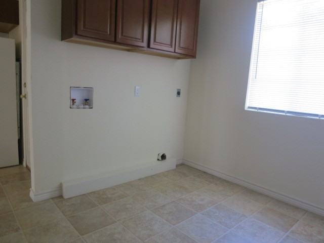 4614 Crockett St - Photo 5 of 9