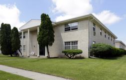 Colonial Manor Apartments - Photo 1 of 1