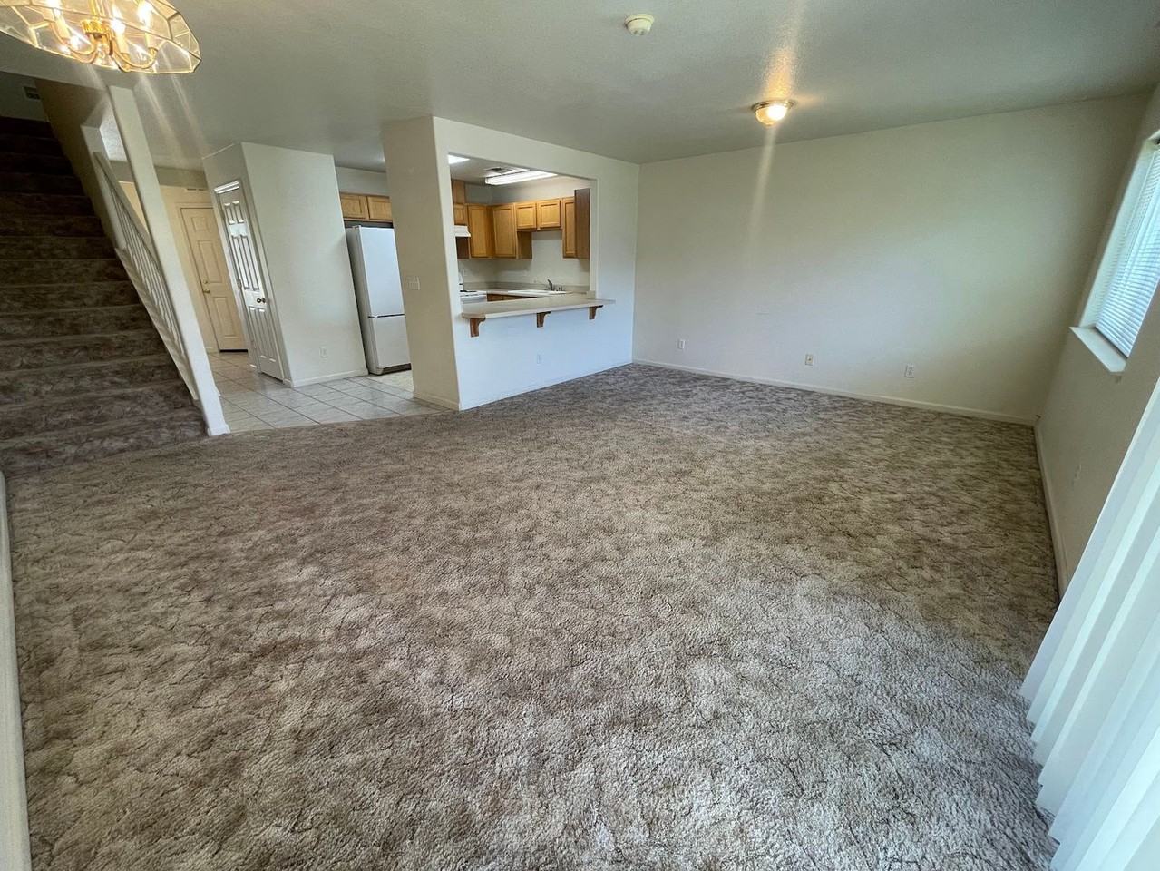 1306 Kimmerling Rd - Photo 3 of 11