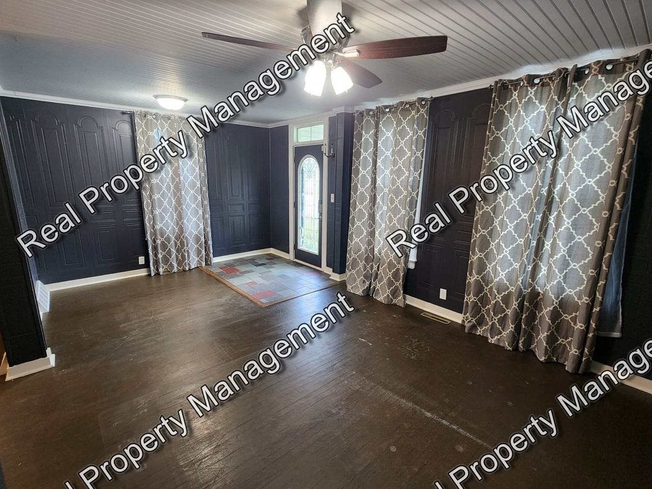 358 N Kelly St - Photo 2 of 12