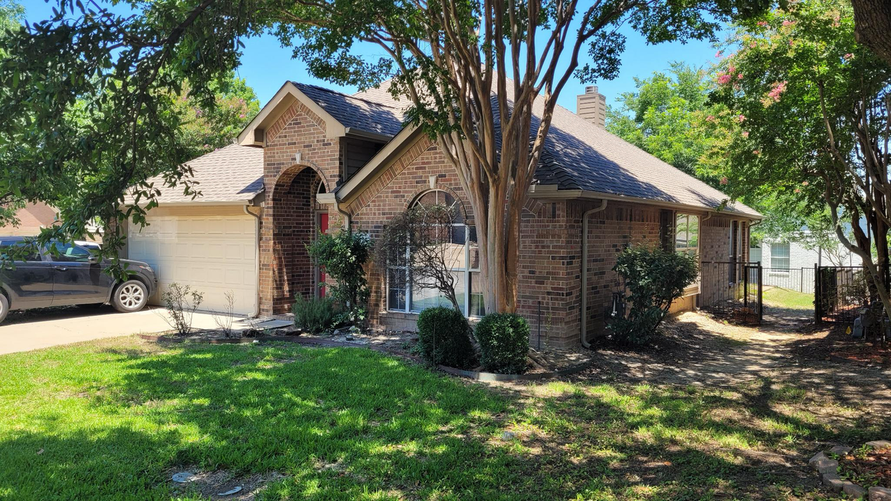 2716 Wind Rdg - Photo 2 of 3