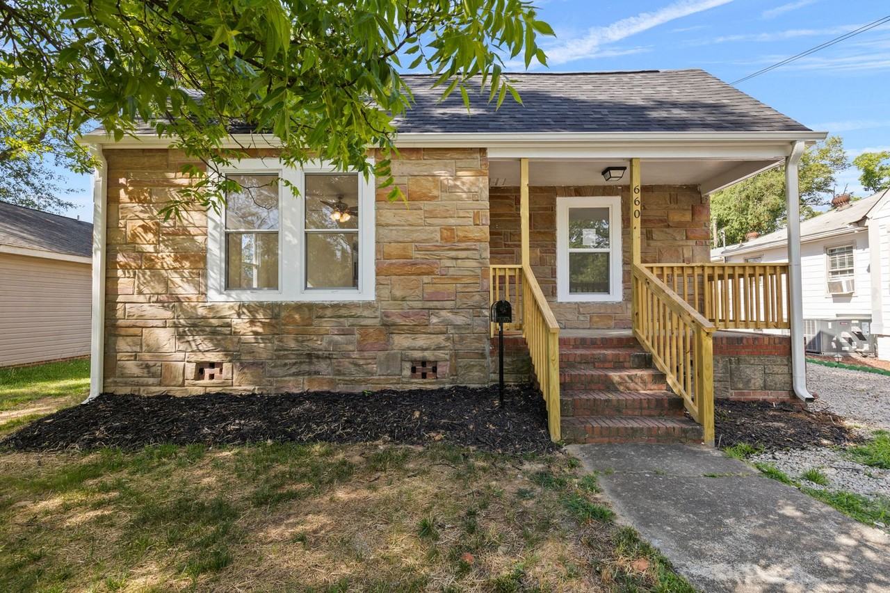 660 Chestnut St - Photo 2 of 32
