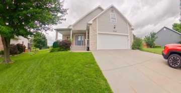 featured image of 3727 Peachtree Cir