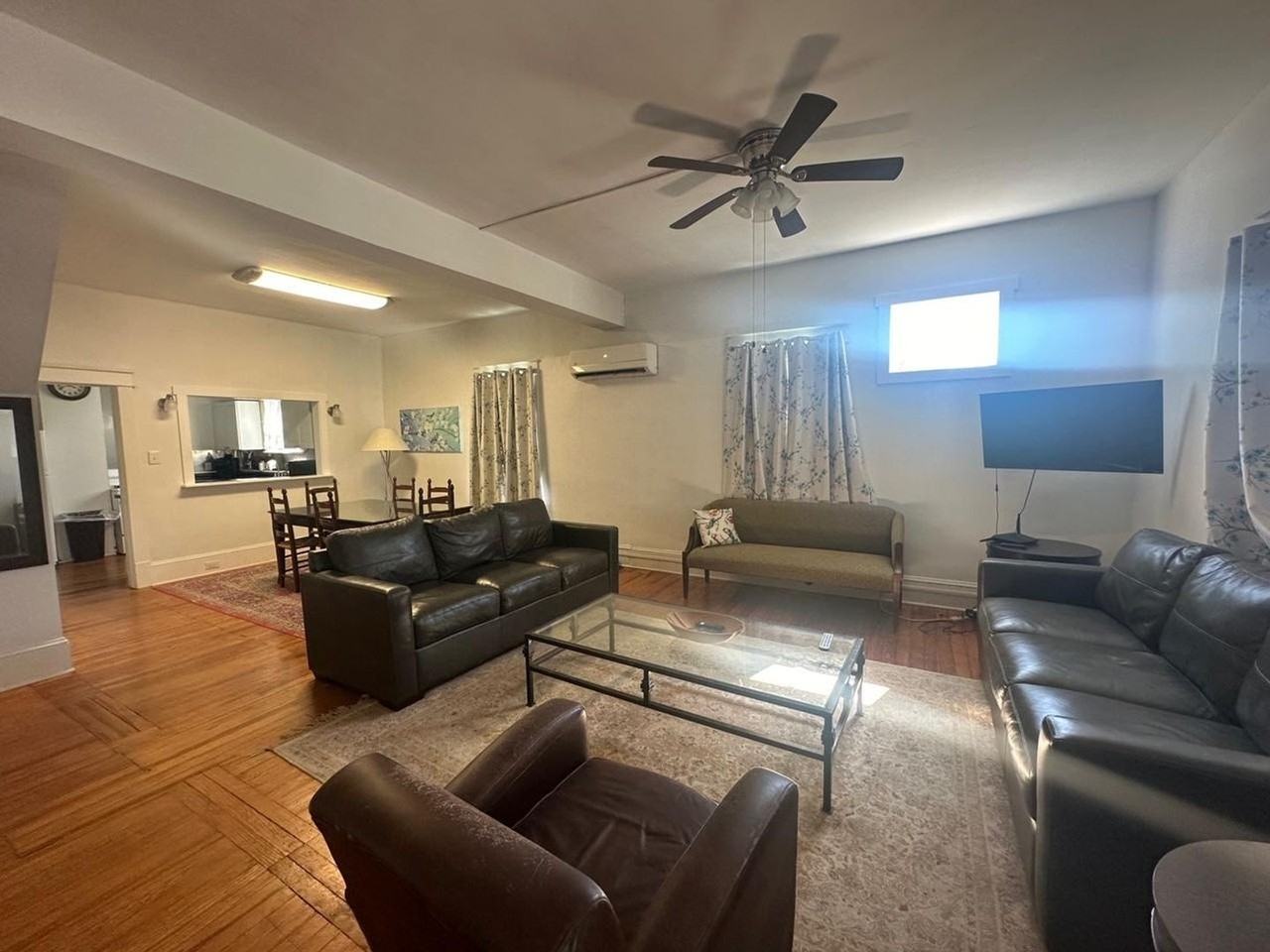 107 Preston St - Photo 2 of 12