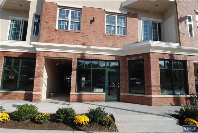 55 Emerson Plaza E #306