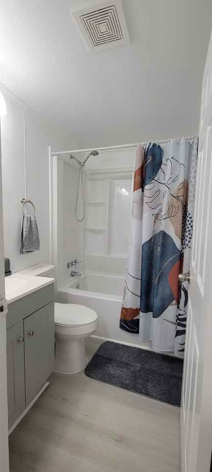 409 Laura Ct #NA - Photo 2 of 11