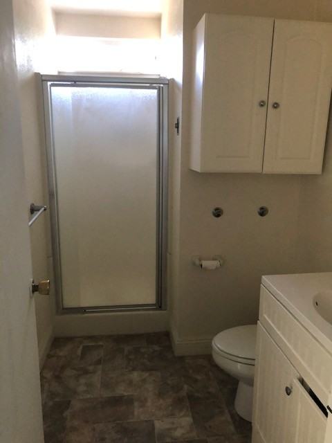 1205 Lindell Dr - Photo 2 of 5