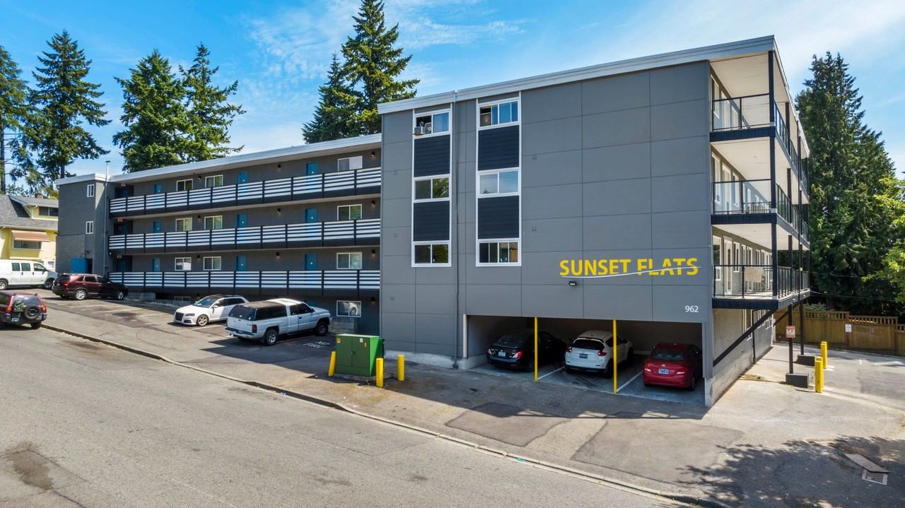 Sunset Flats - Photo 7 of 20