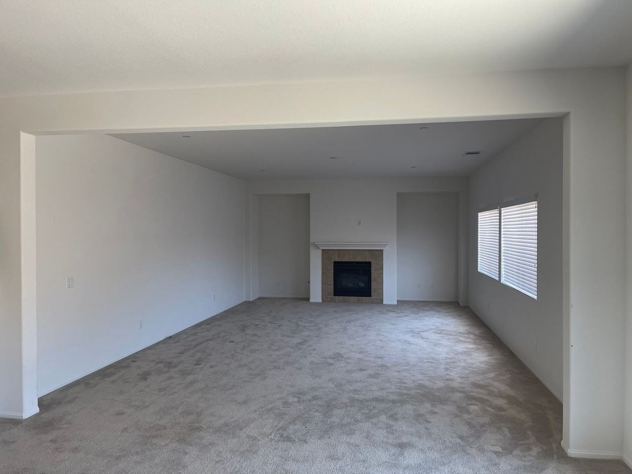 26330 Okeefe Ln - Photo 4 of 14