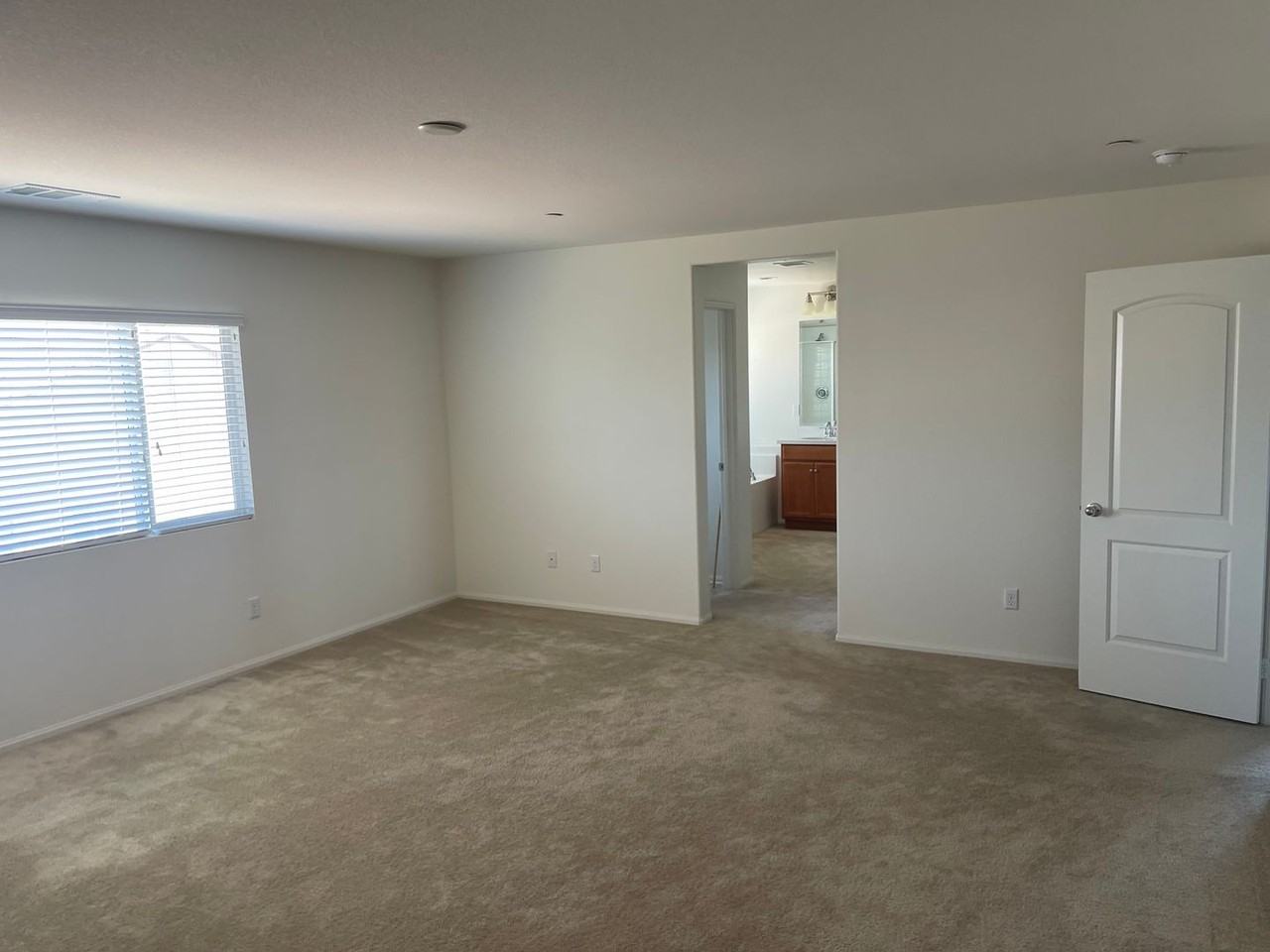 26330 Okeefe Ln - Photo 7 of 14