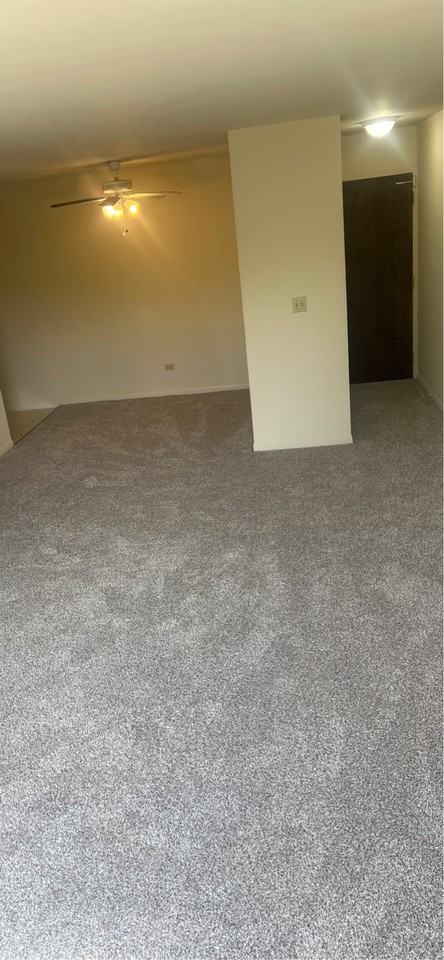 520 N Genesee St #411 - Photo 4 of 7