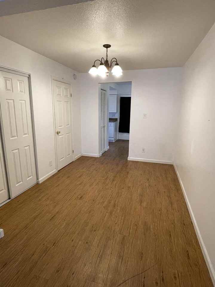 4420 3rd Ave N #3 - Photo 2 of 10