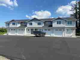 featured image of 1418 Nooksack Ave
