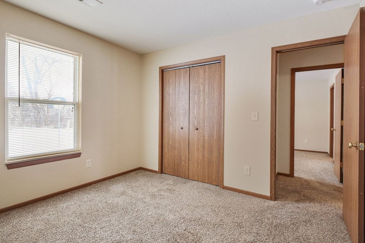 Oak Grove-Pen - Photo 2 of 15