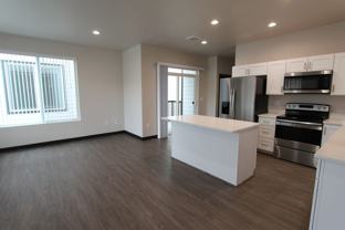 907 Greenfield Dr - Photo 1 of 1