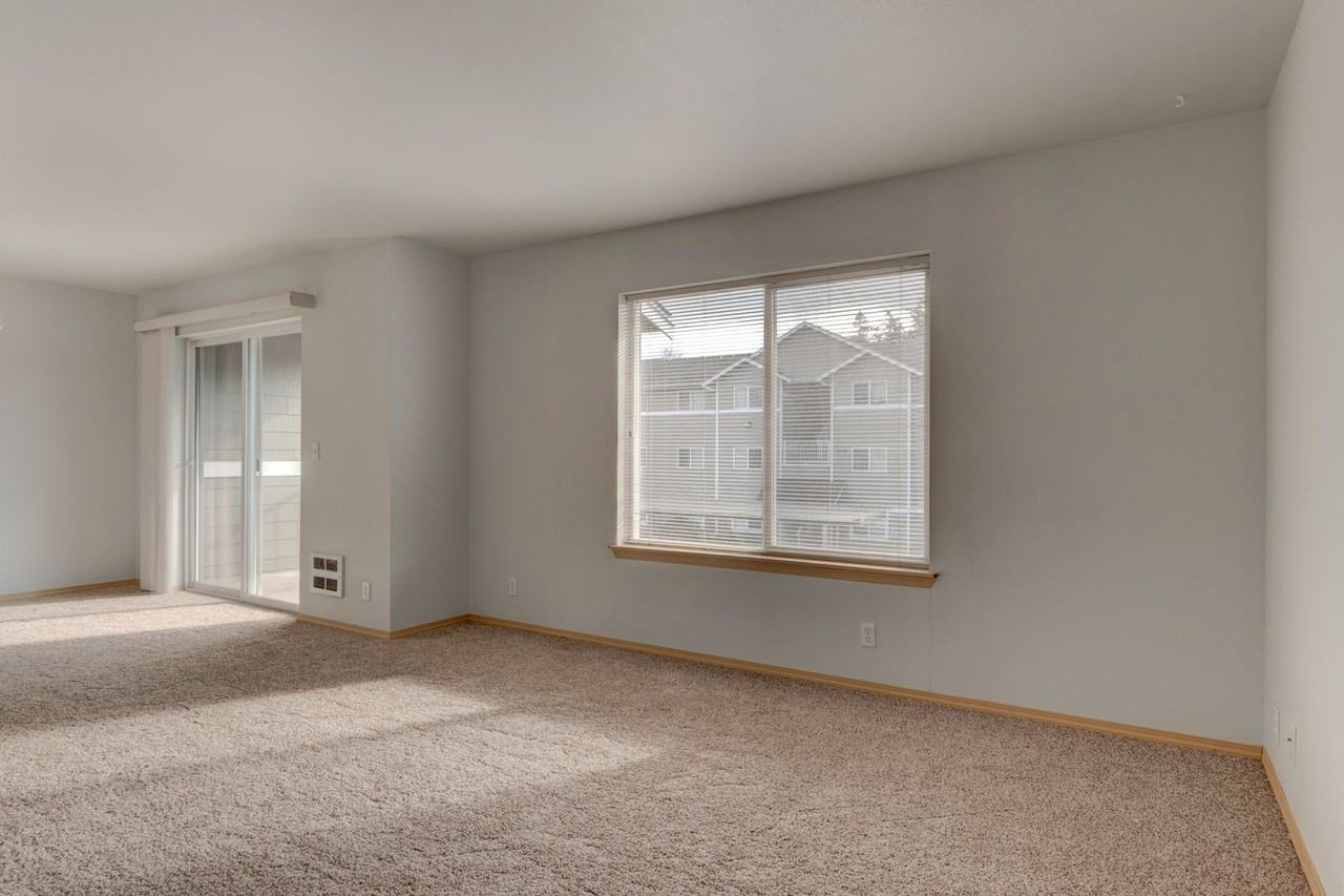 1670 Sw Mulberry Pl #B304 - Photo 4 of 14