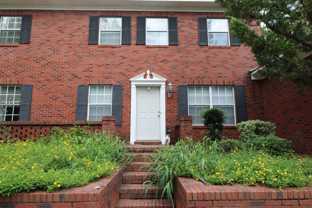 900 Country Club Rd 5-8 - Photo 1 of 1