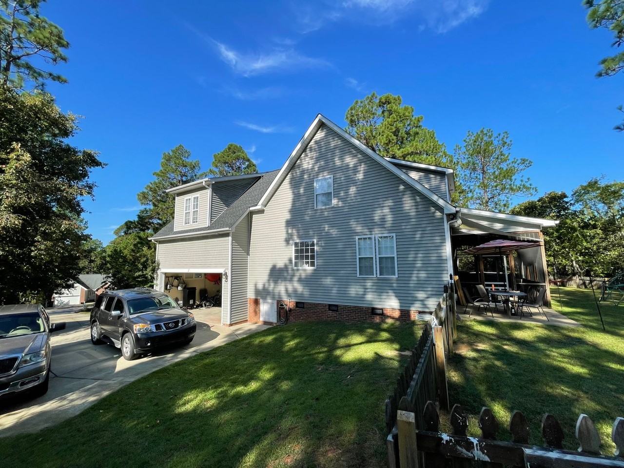 34 Woodbury Ln - Photo 3 of 44