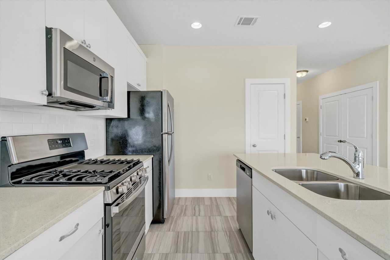 314 Alamar Knot Way #190 - Photo 5 of 21