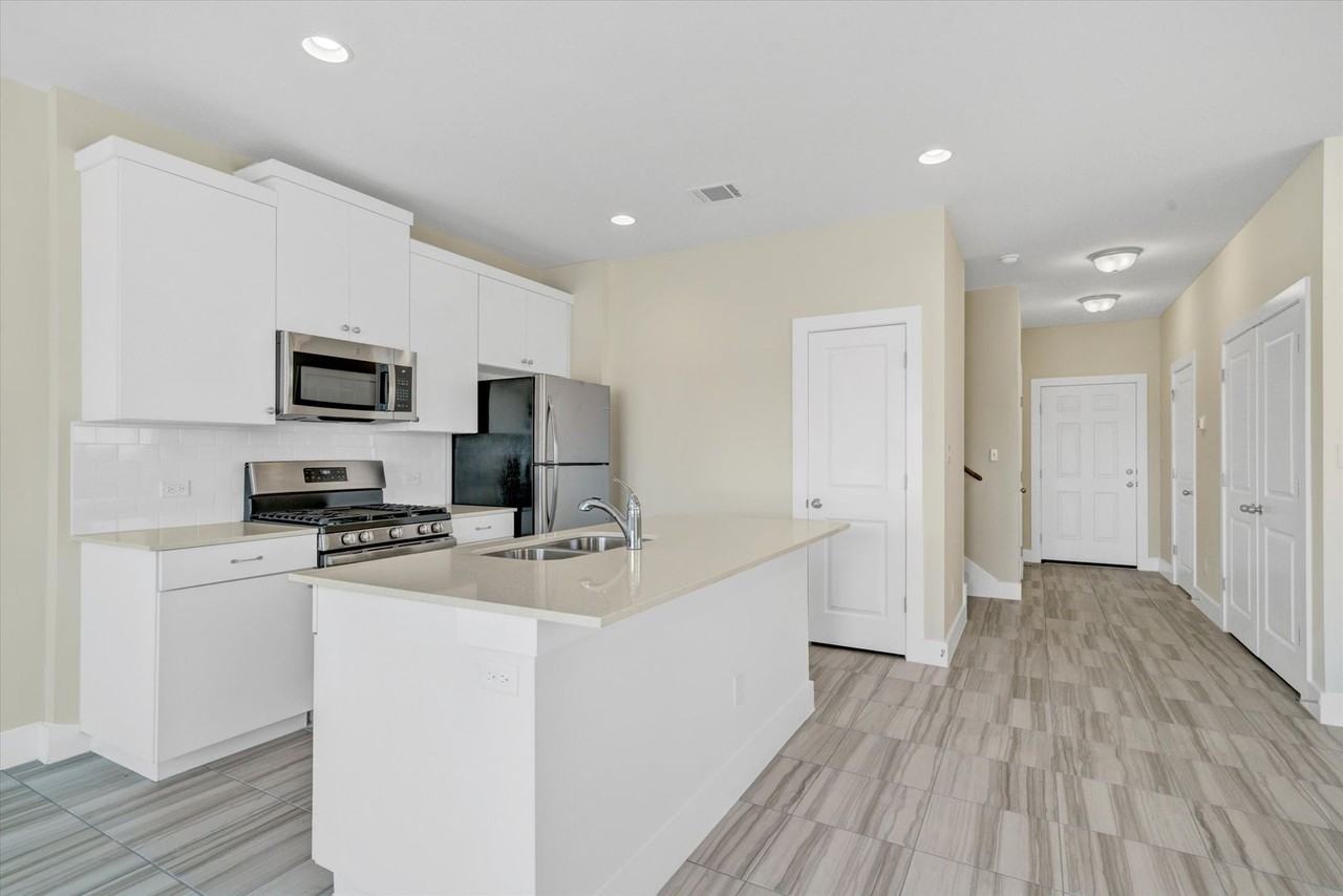 314 Alamar Knot Way #190 - Photo 6 of 21