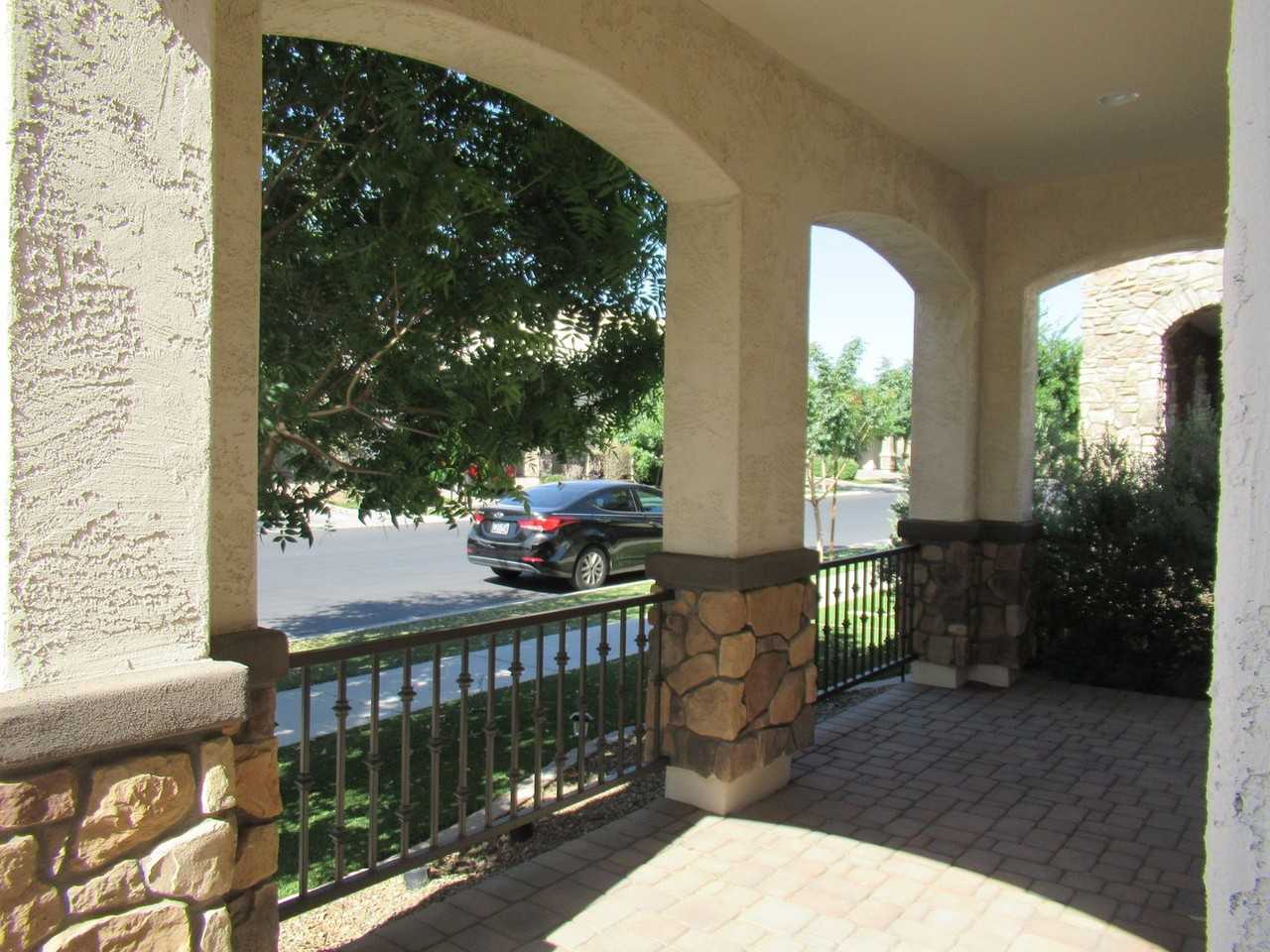 10559 E Monterey Ave - Photo 2 of 17