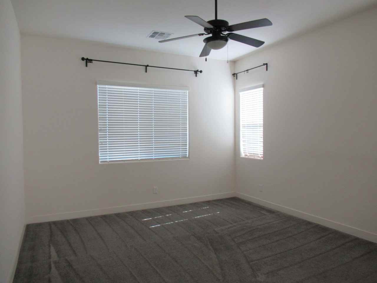 10559 E Monterey Ave - Photo 7 of 17