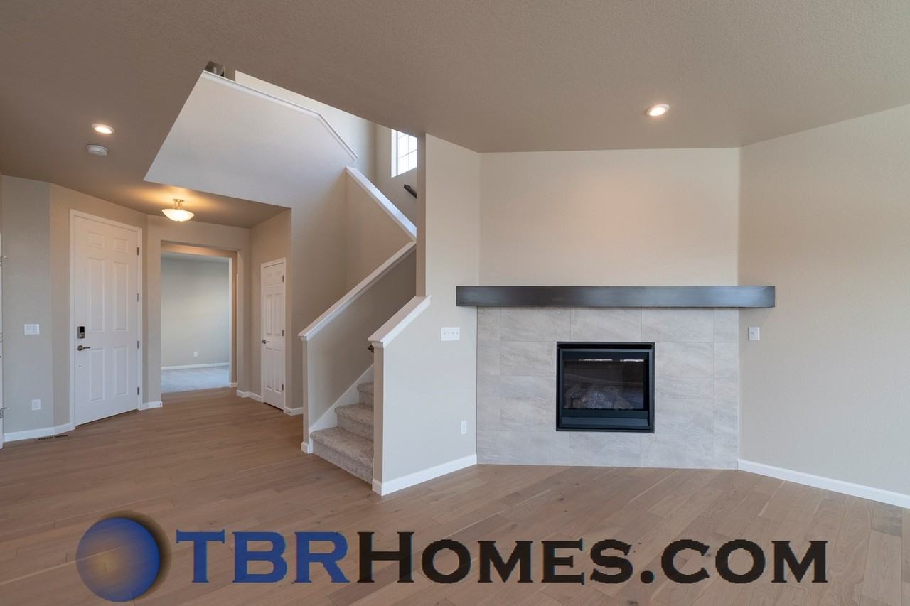 9521 Market Dr - Photo 3 of 24