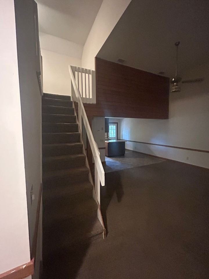 303 Stepping Stone Ct - Photo 3 of 8