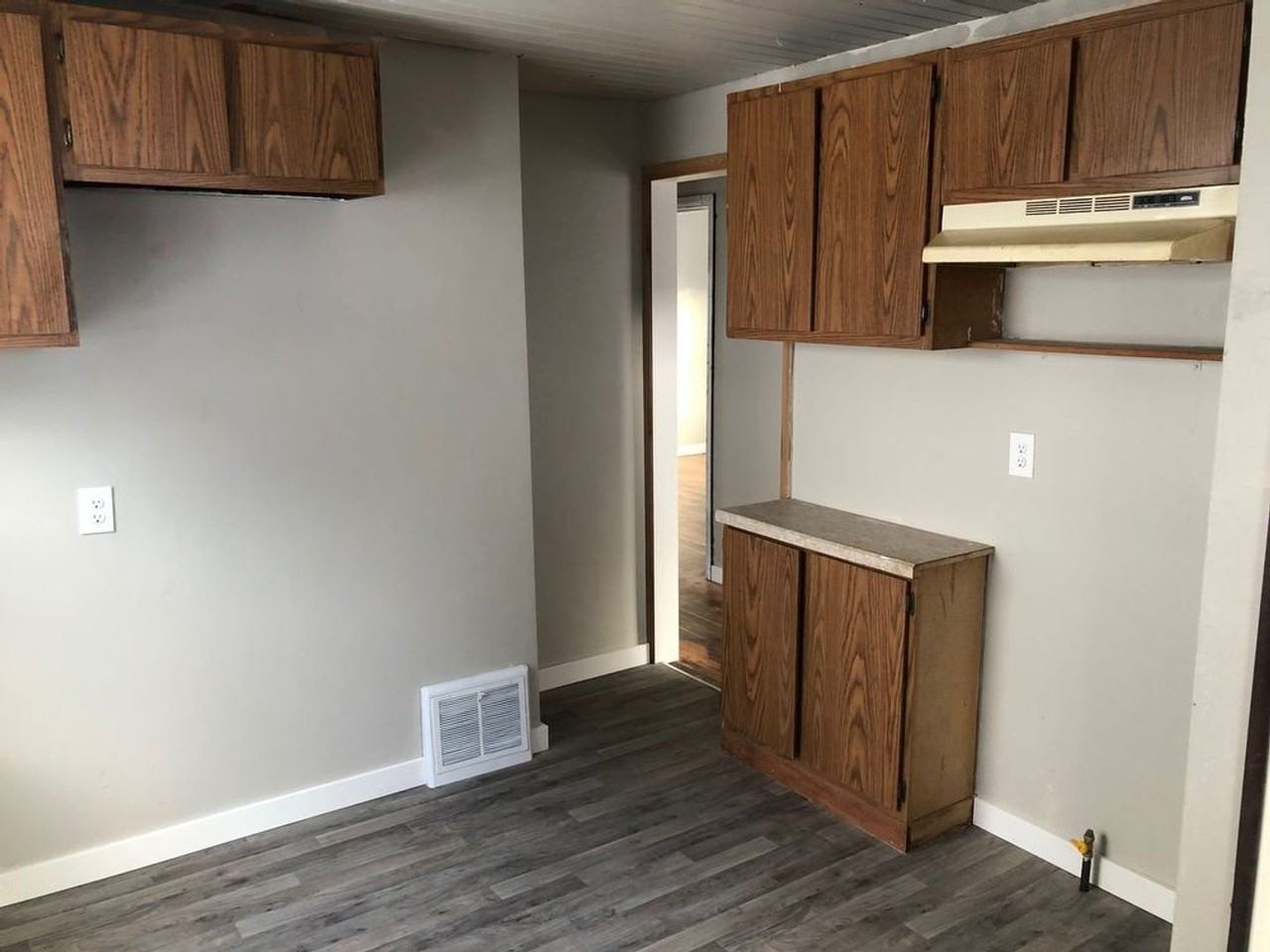 5400 W Sheridan Ave - Photo 3 of 9