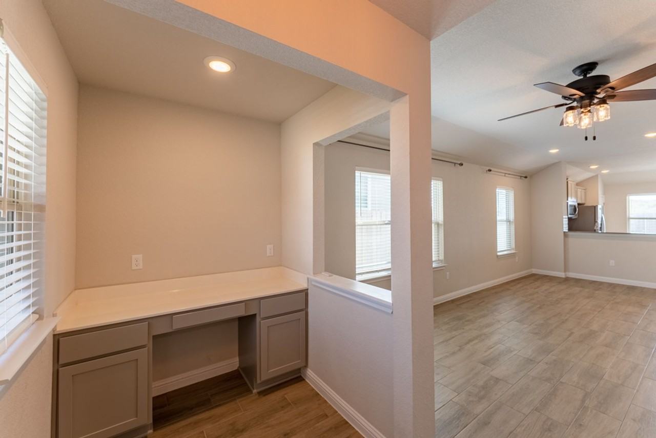 8209 Mc Kamy Dr - Photo 3 of 29
