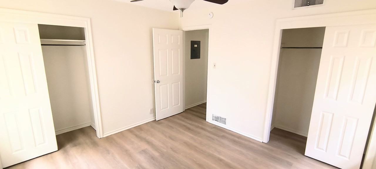 1015 Westway St - Photo 4 of 14
