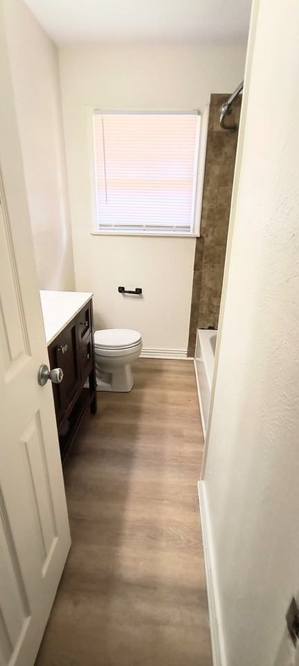1015 Westway St - Photo 7 of 14