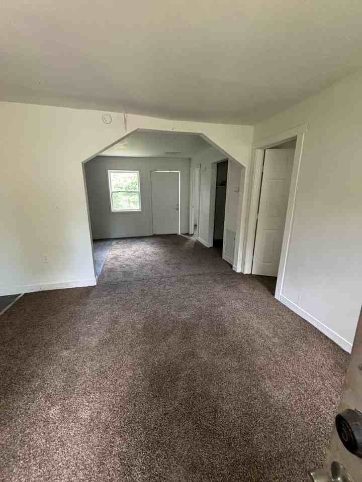 3341 Se Girard St - Photo 3 of 11