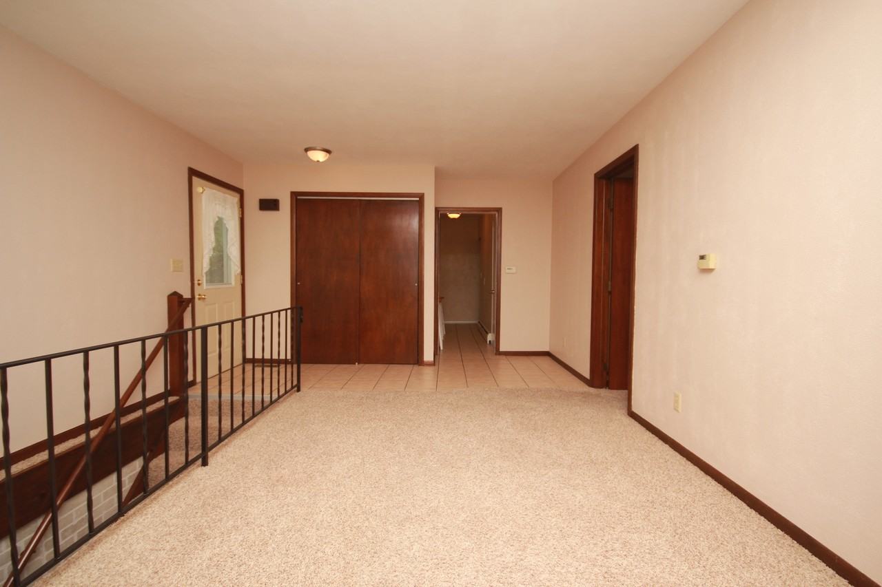 3122 N 1200th Ave - Photo 5 of 24