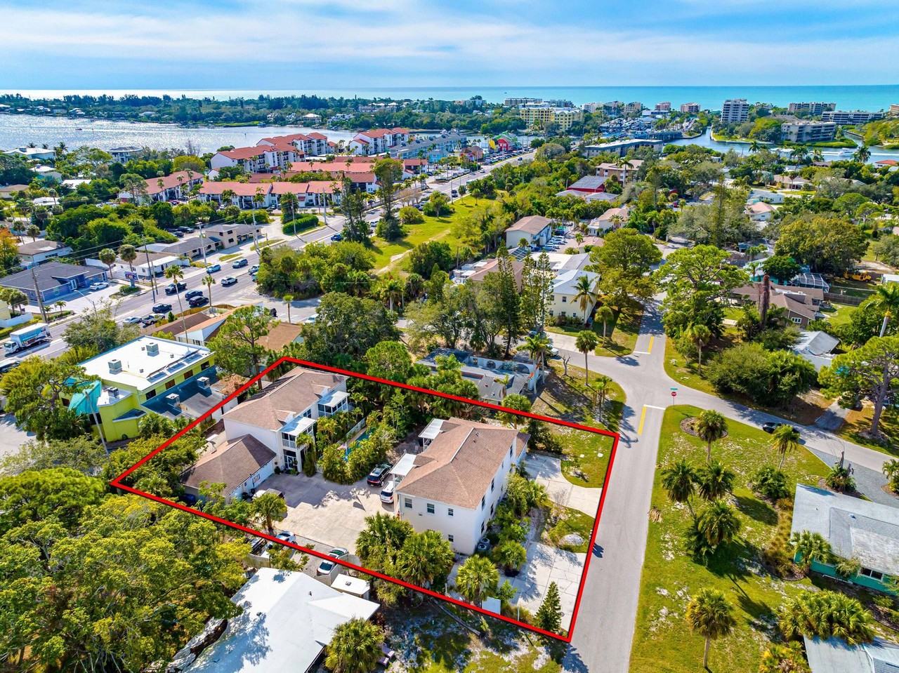 Redwood - Photo 4 of 7