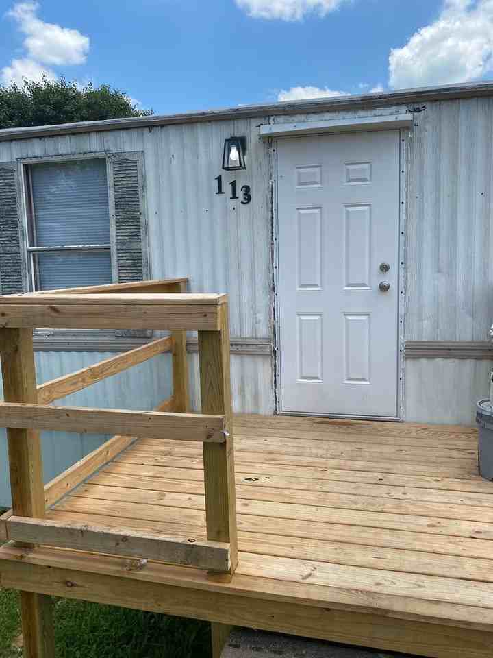 102 Haley Way - Photo 3 of 19