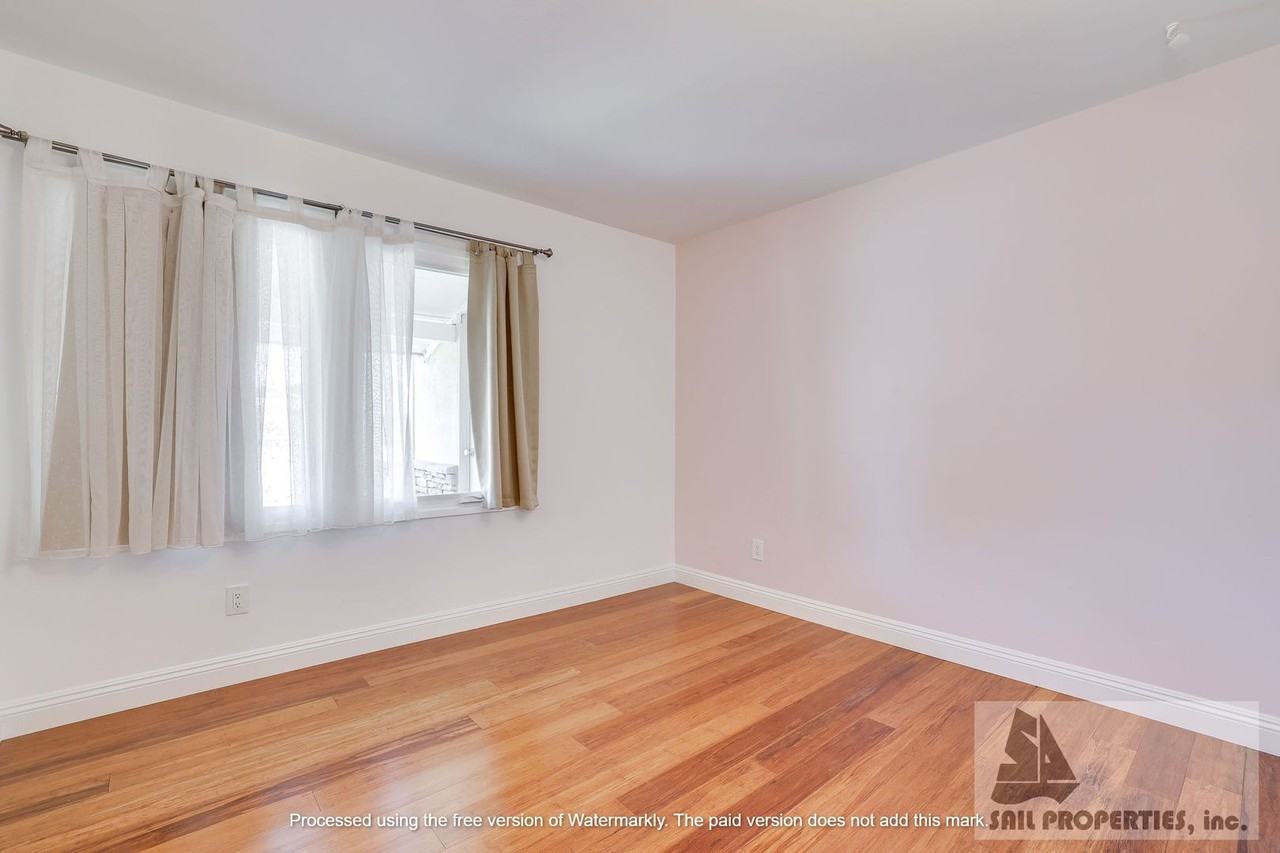 15011 Sussex Cir - Photo 7 of 15